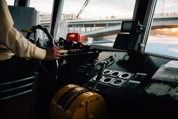 Navegación fluvial en Suiza donde se realiza la formación profesional