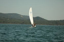 Cómo empezar a navegar a vela cuando nunca has tocado una driza