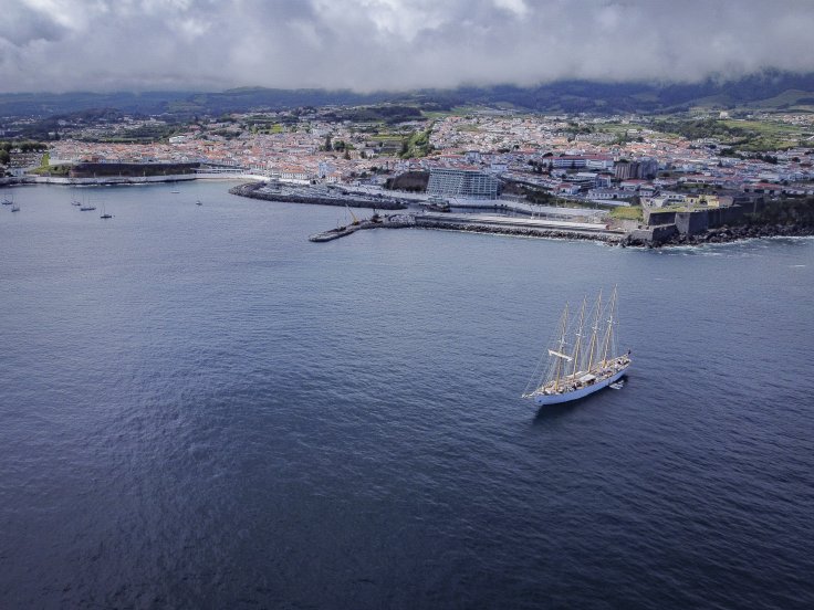 Navega de Lisboa a Azores