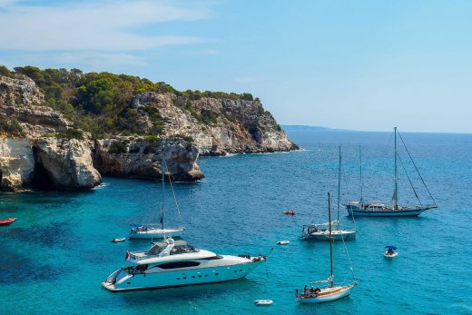 Las mejores calas para fondear en Menorca