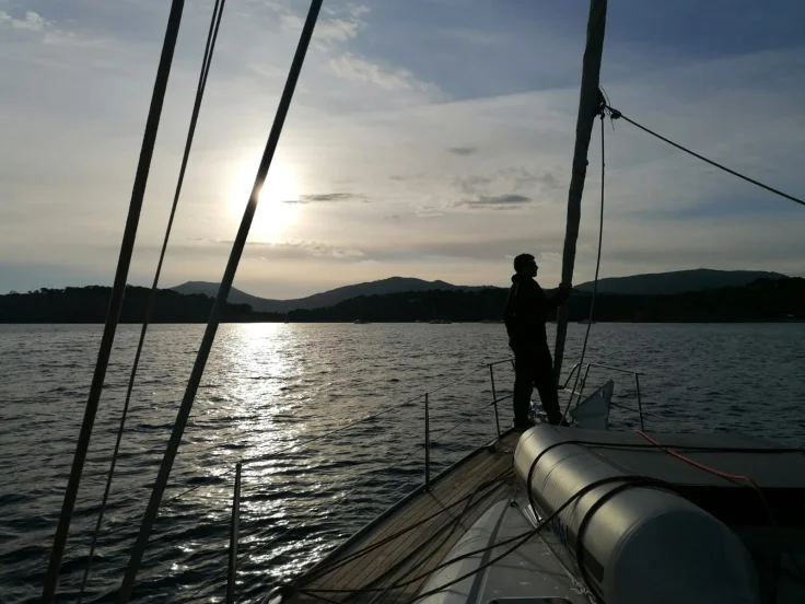 Navega en velero por Columbretes y Baleares