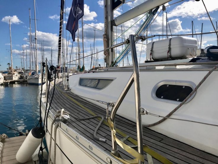 Dos días navegando a vela por la costa alicantina