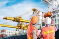 ¿Necesito hablar inglés para trabajar en barcos? Nivel requerido y formación