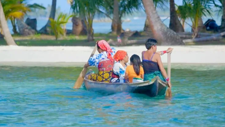 Navega por la costa caribeña de Panamá