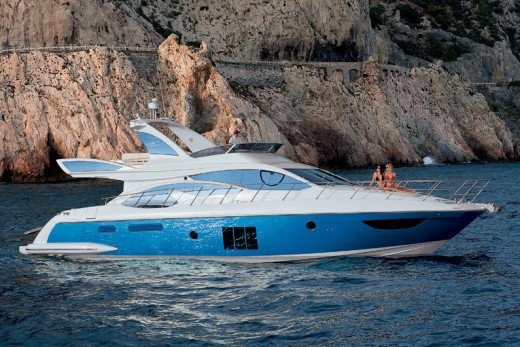 Azimut 60, flybridge collection