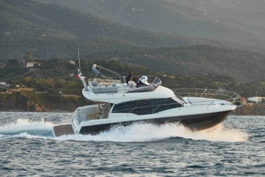 PRESTIGE 420, barcos de lujo F-Line